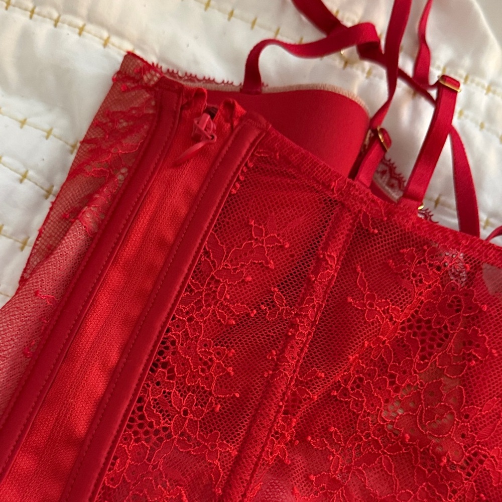 * Victoria’s Secret * Lace Bralette Bustier Set- Red Tan lace, 34DD 34DDD - NWT - Picture 8 of 9